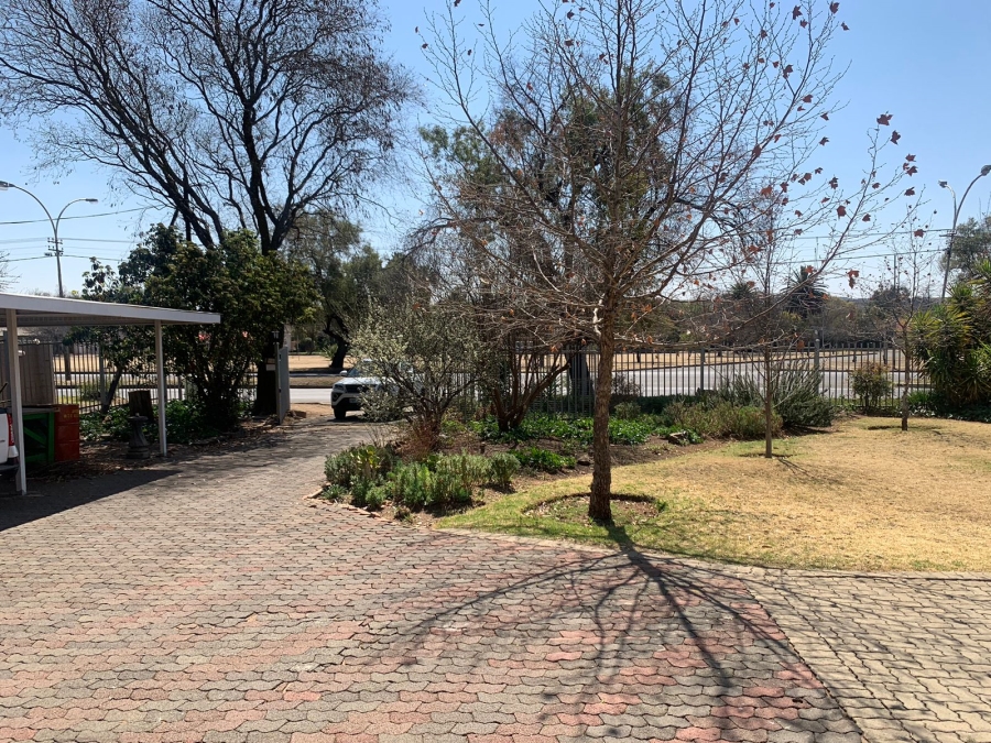 To Let 3 Bedroom Property for Rent in Waverley Free State